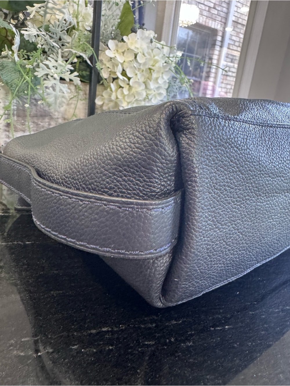 💙Coach Edie 31 Pebbled Leather Shoulder Bag Navy Blue Gold Hardware Crossbody - Picture 10 of 16